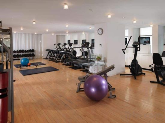 Фото Sanderson London