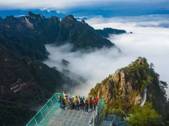 Фото Vienna Classic Hotel Hangzhou Linan