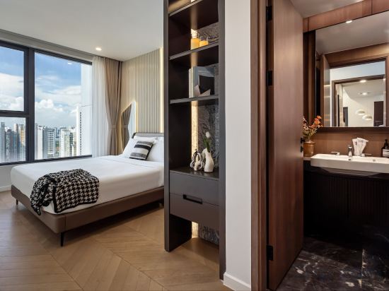 Фото Lumiere Riverside Condo and Suite Khc