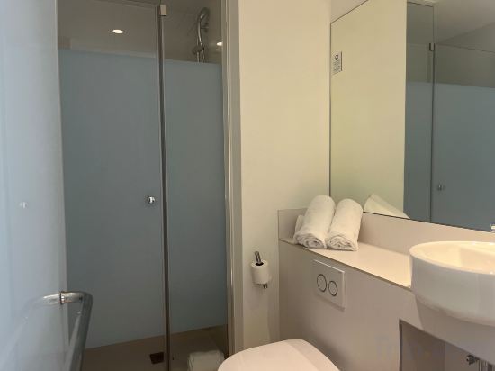 Фото EasyHotel Madrid Centro Atocha