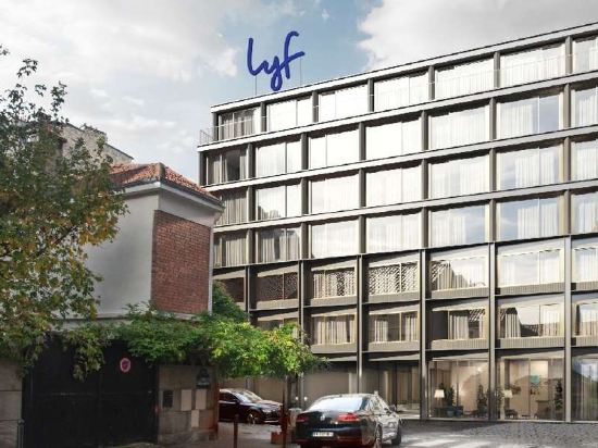 Фото отеля 1