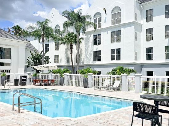 Фото Surestay Plus by Best Western Orlando Lake Buena Vista