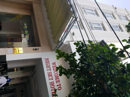 Фото Night Sky Hotel