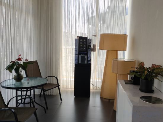 Фото Jinjiang Inn Select (Shanghai Fengxian Powerlong Plaza Yunhe North Road)