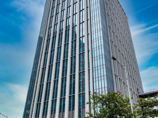 Фото Ln Dongfang Hotel Pazhou