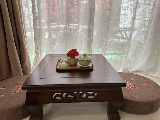 Фото Tonight Inn