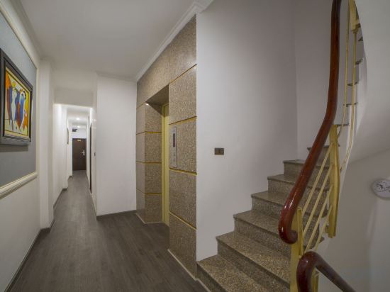 Фото Galliot Central Hotel