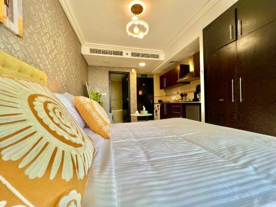 Apartments Cosmos Living Cozy Studio With Balcony, Dubai, photo