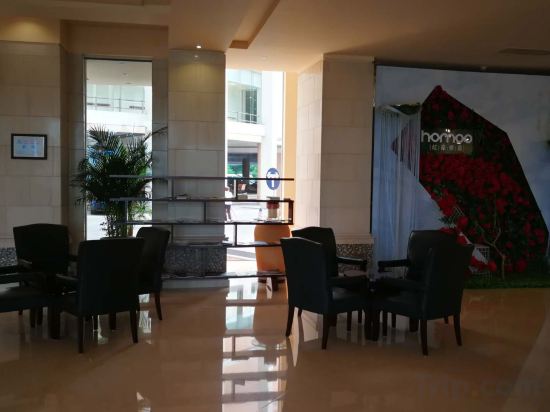 Фото Dongguan Mcb Lake Hotel