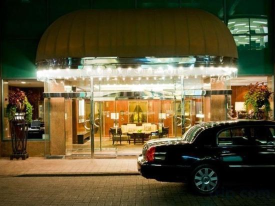 Фото Cambridge Suites Toronto