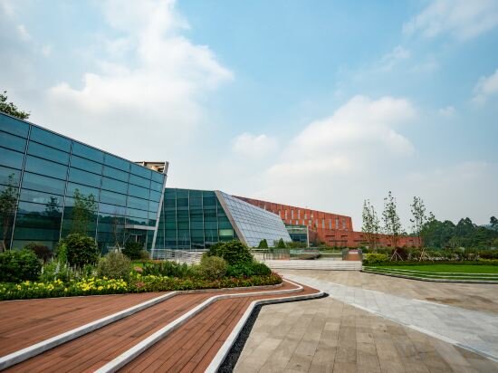 Фото Guangzhou Baiyun International Convention Center LN Dongfang Hotel