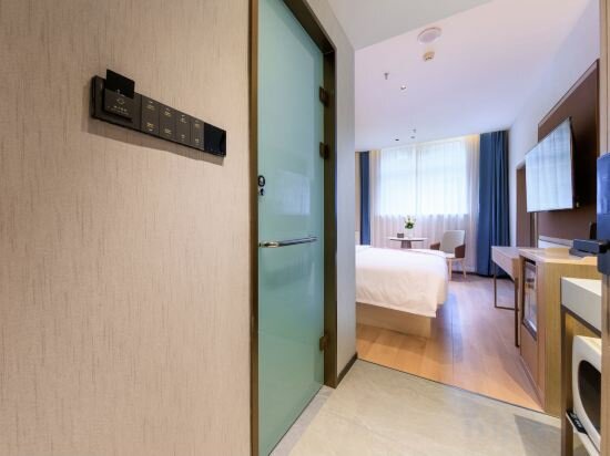 Фото Elong Hotel