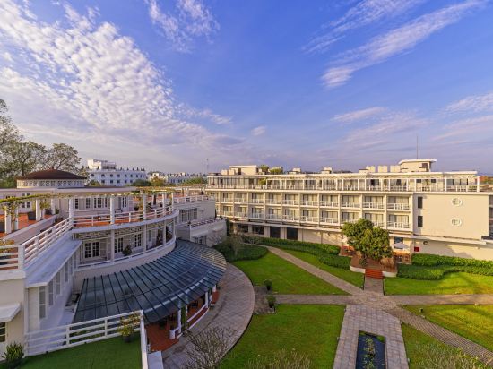 Фото Azerai La Residence Hue