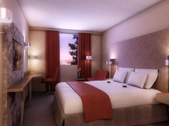 Фото Best Western Plus Paris Velizy