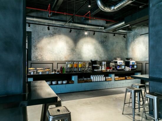 Фото J24 Hotel Milano