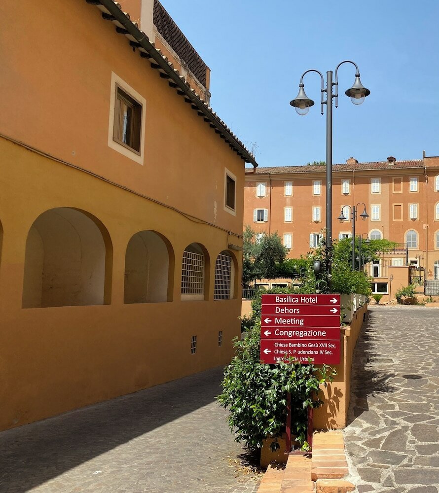 Фото Basilica Hotel