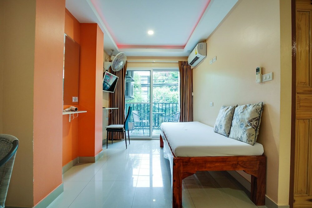 Фото Patamnak Beach Guesthouse