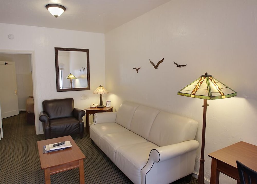 Фото Capitola Venetian Hotel