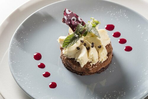 Гостиница The Originals City, Hôtel Le Pavillon, Béziers Est в Безье