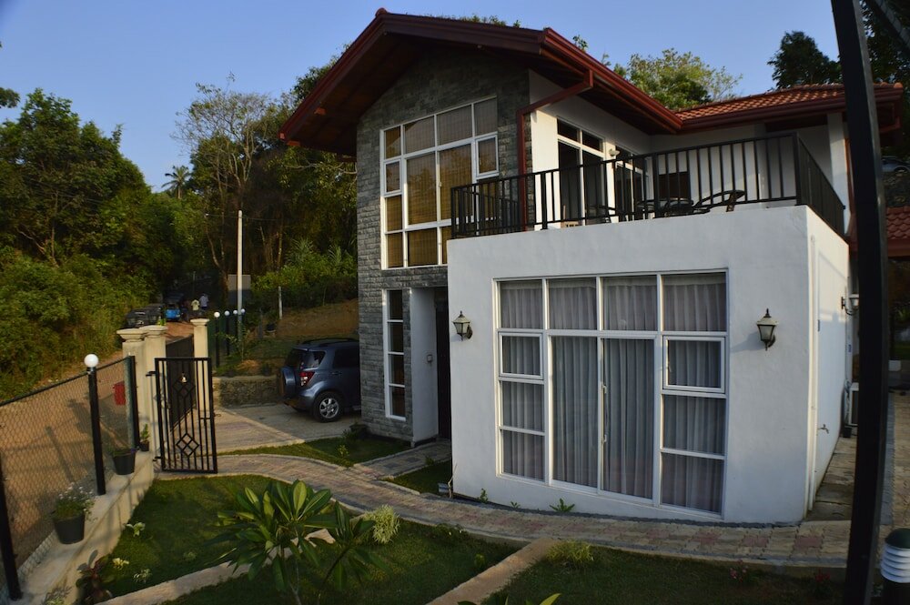 Фото Villa Baywatch Rumassala