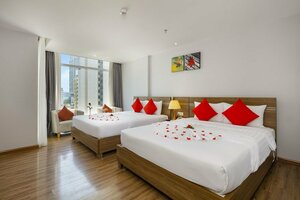 Гостиница Maple Leaf Hotel & Apartment