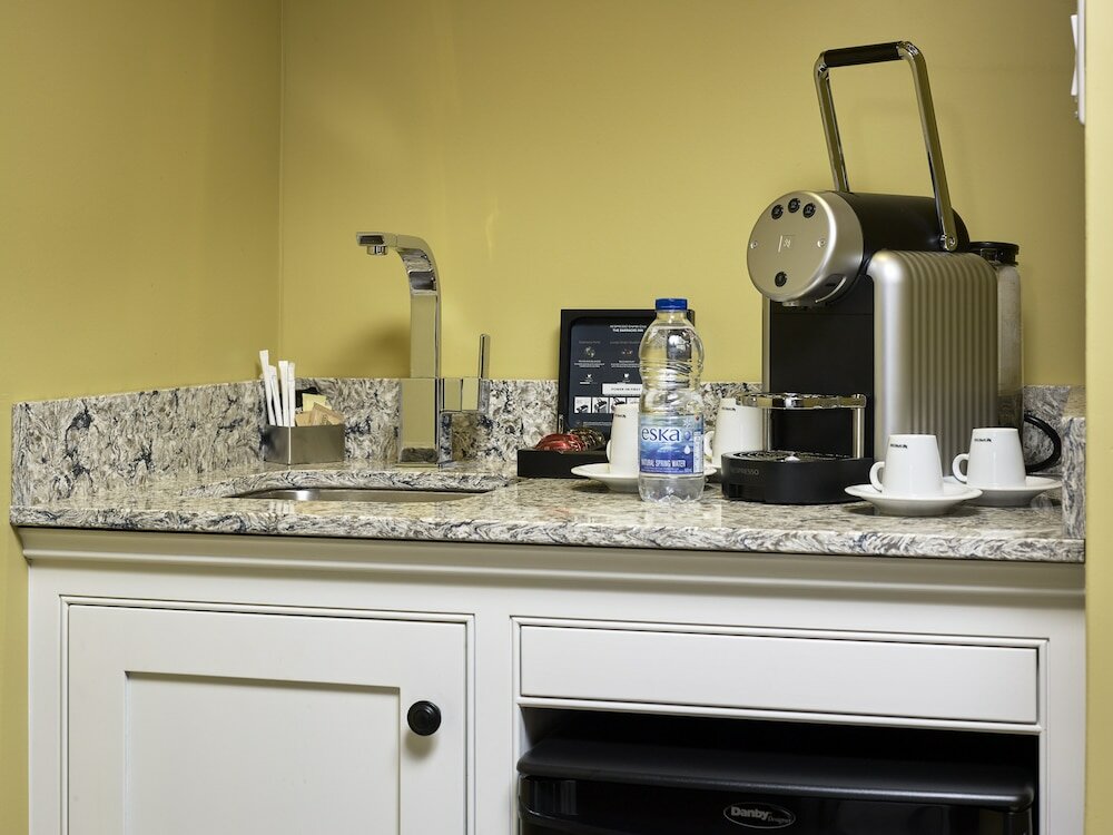 Фото The Barracks Inn