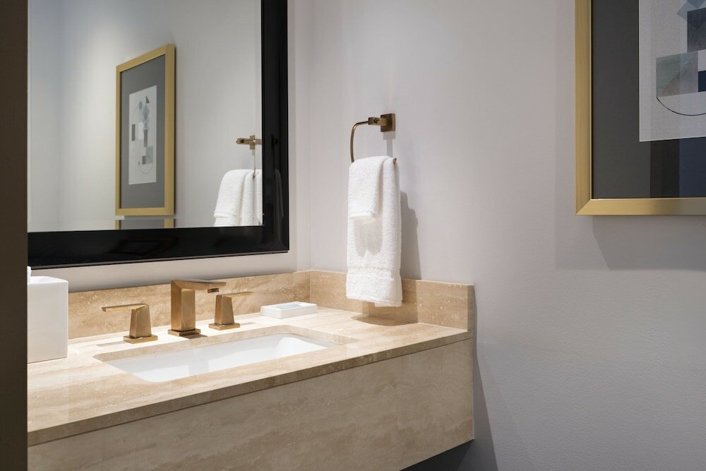 Фото Residence Inn Chicago Downtown Magnificent Mile