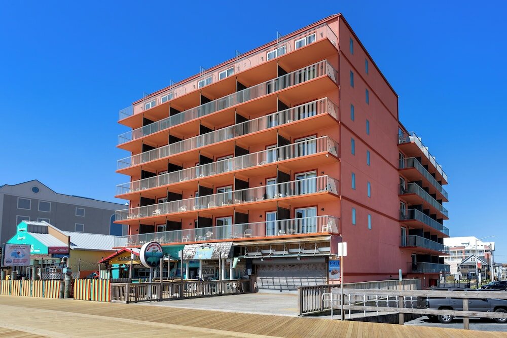 Фото The Americana Hotel