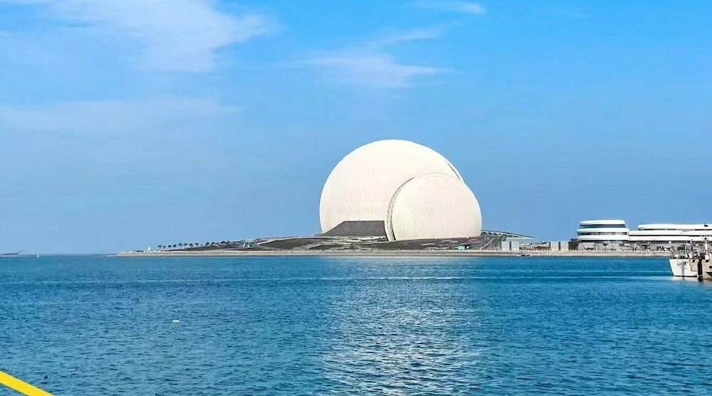 Фото Zhuhai Marriott Hotel