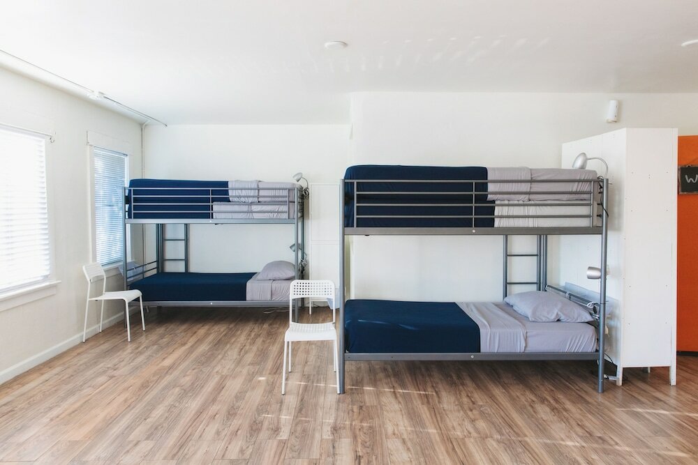 Фото Melrose Hostel