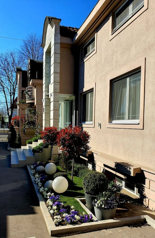 Фото Garni Hotel D10