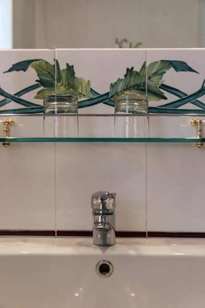 Фото Maison de Charme Alla Corte degli Angeli