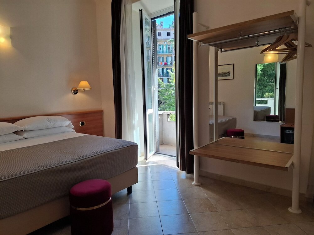 Фото Hotel Principe Eugenio