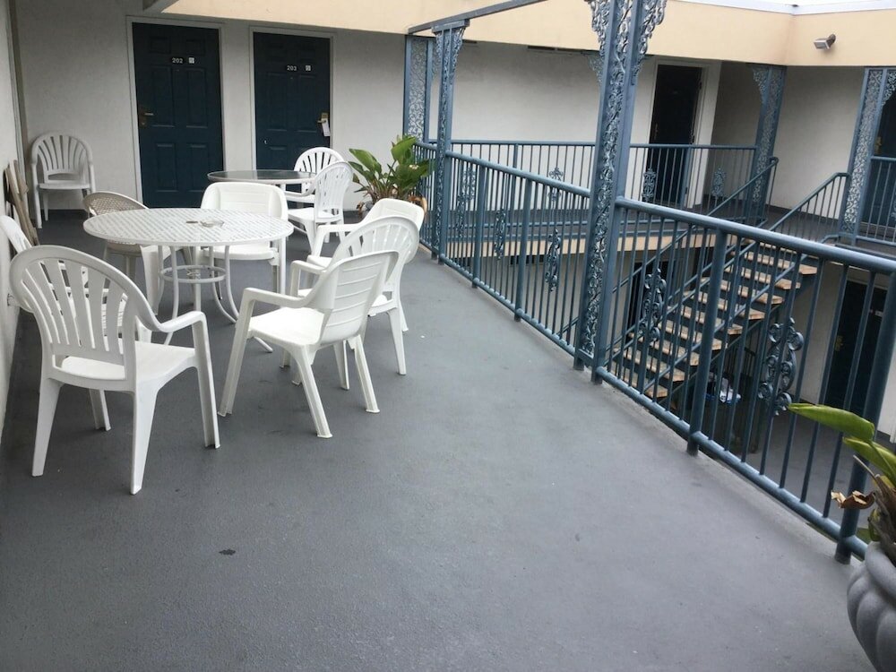 Фото Beverly Inn