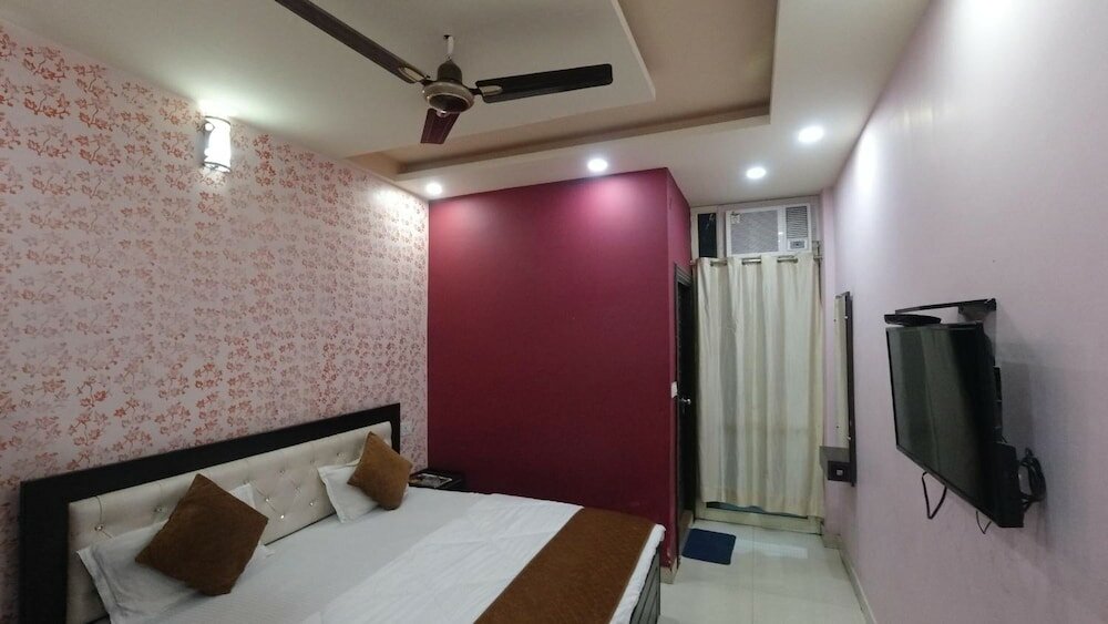 Фото Hotel Devbhoomi Inn