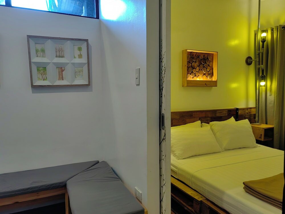 Фото Containers by Eco Hotel Tagaytay