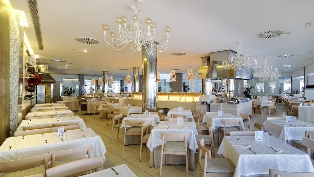 Фото Bull Escorial & SPA