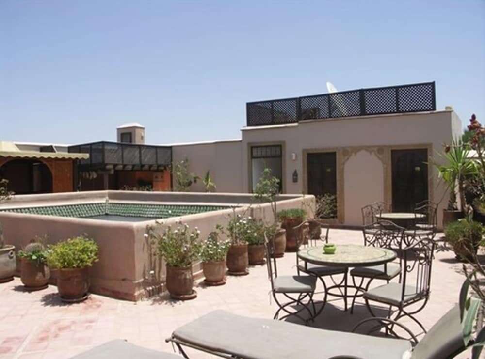 Hotel Riad Elnoujoum, Marrakech, photo