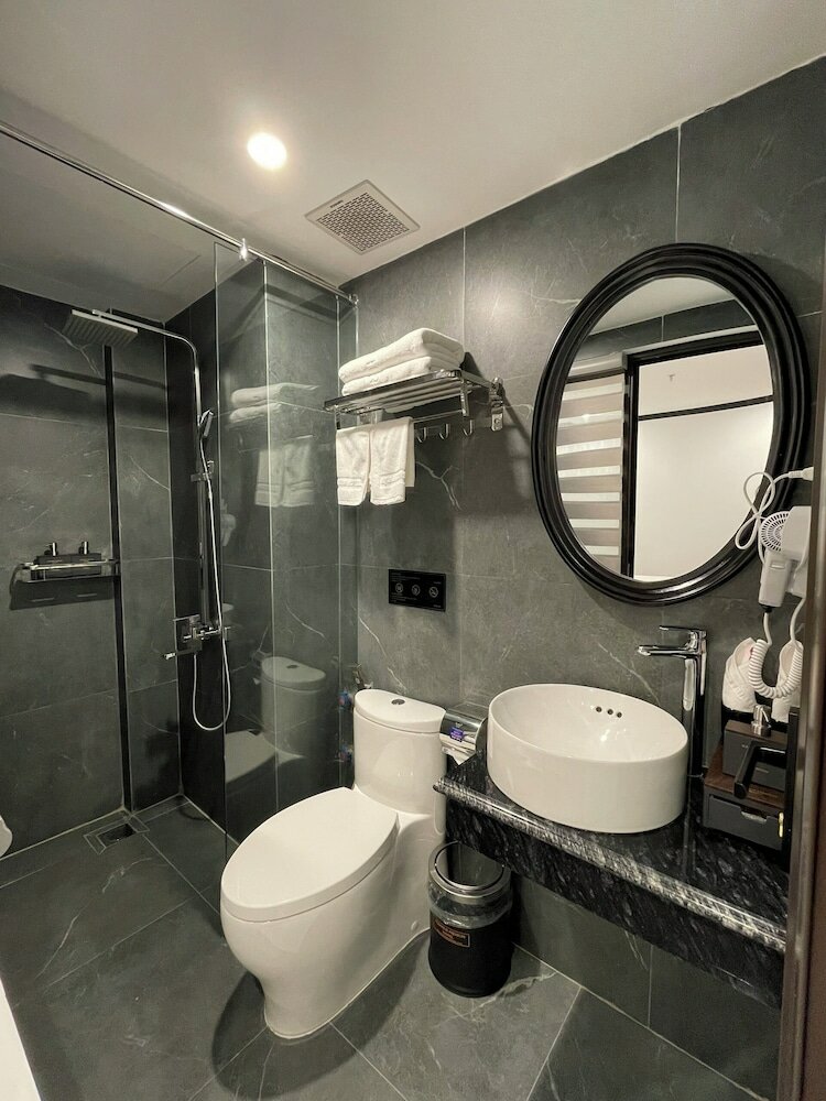 Фото Aquarius Premium Hotel