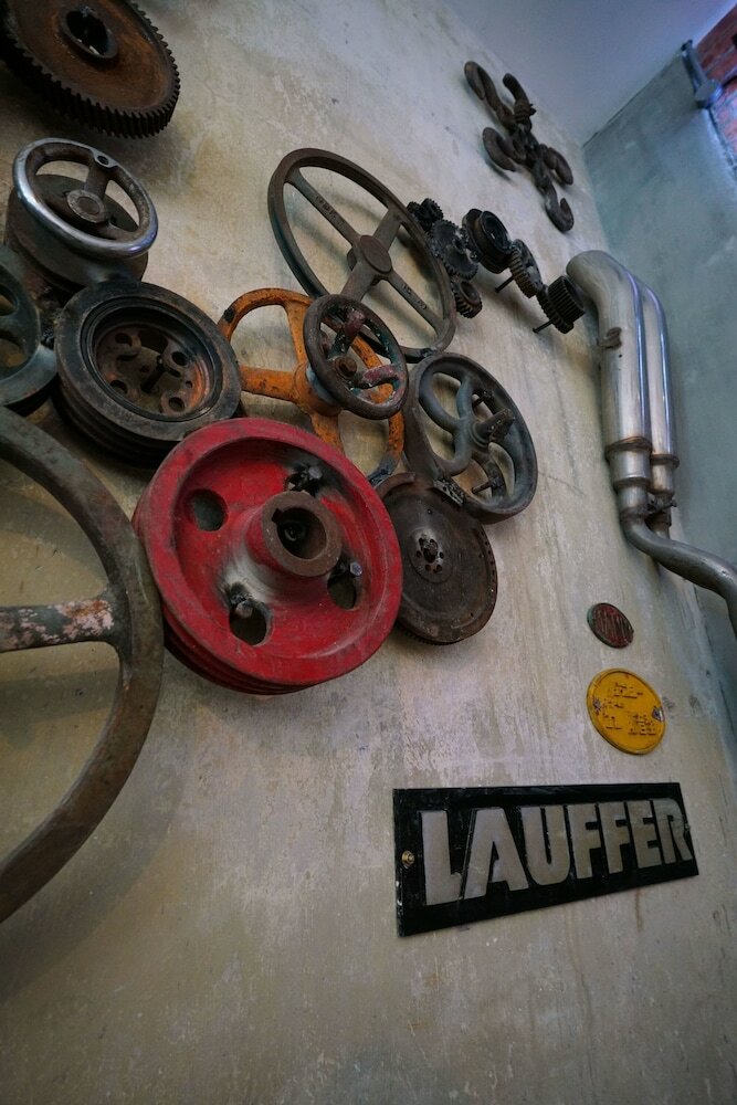 Фото Brick Box Hotel