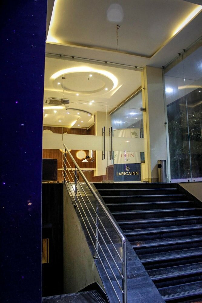 Фото Regenta Inn Larica