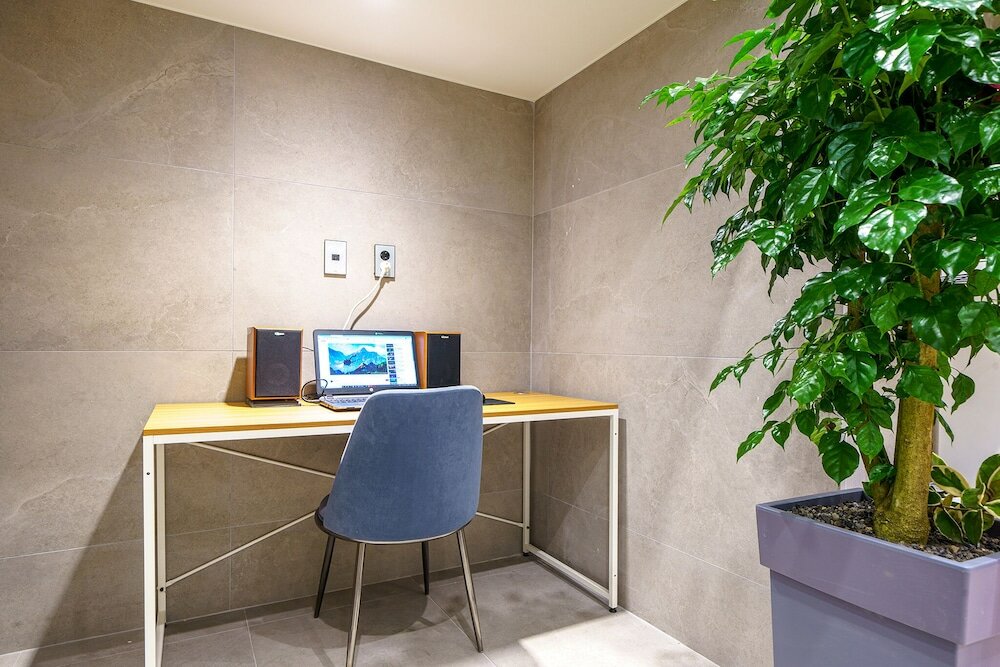 Фото Browndot Gwangju Sangmu