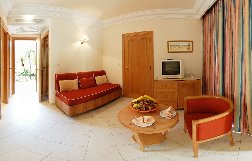 Фото Hotel Ras El Ain