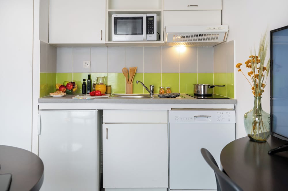 Фото Nemea Nancy Appart'hotel