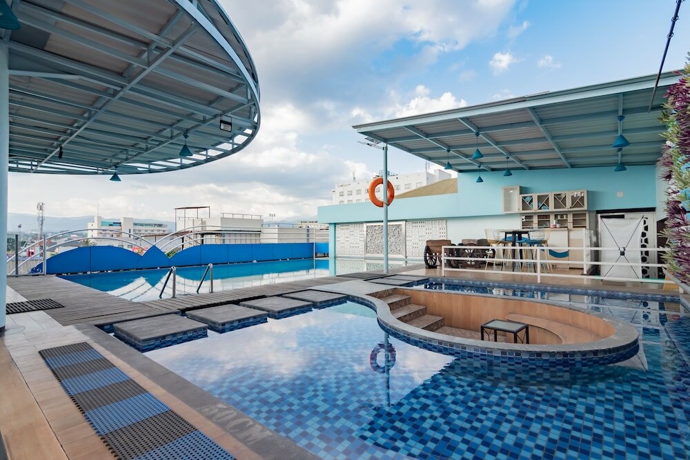 Фото RedDoorz Premium near Bandung Station