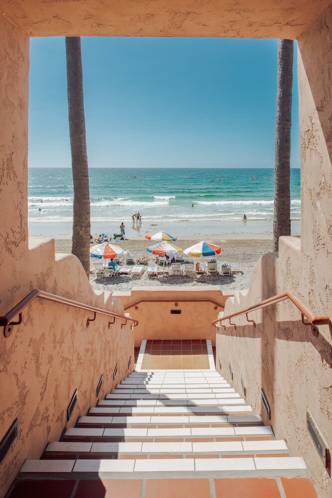 Фото La Jolla Beach and Tennis Club