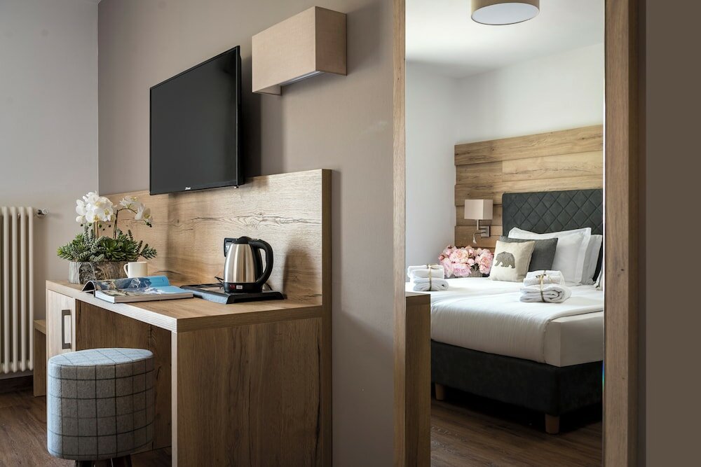 Фото X Alp Hotel