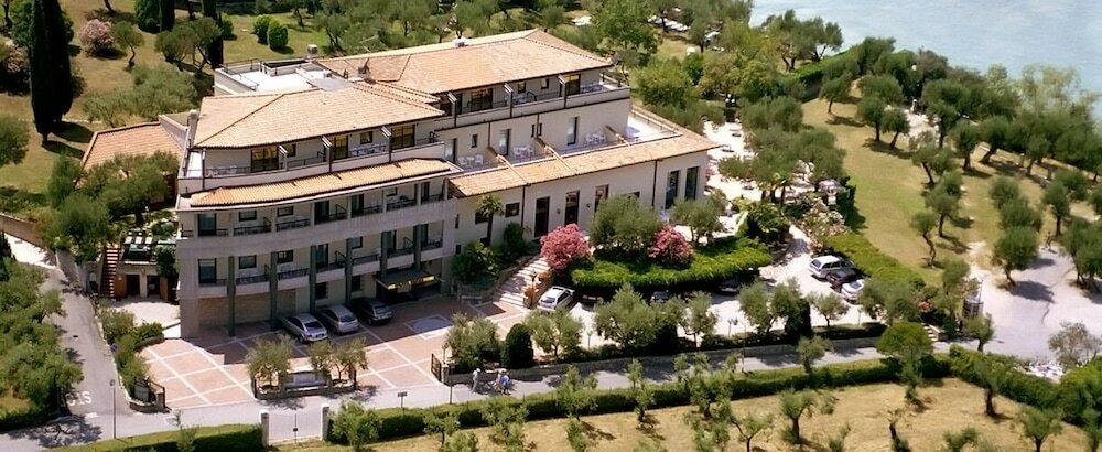 Фото Hotel Ideal