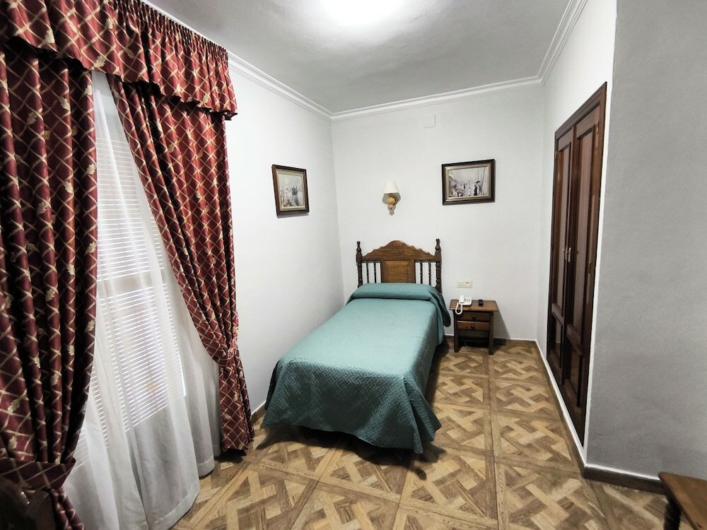 Фото Hostal Bellido