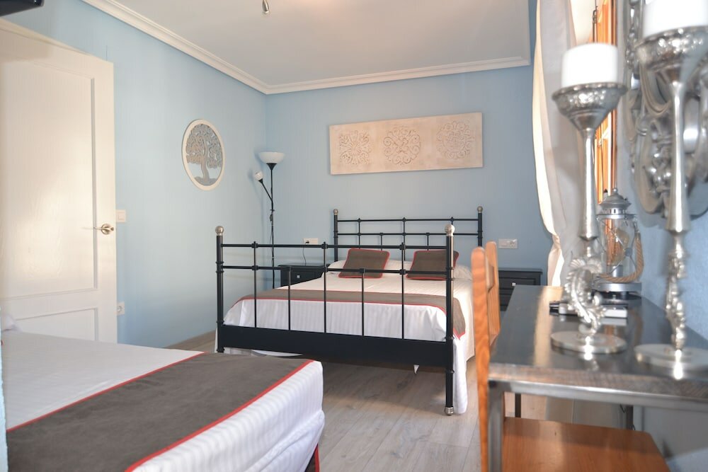 Фото Hostería El Bodegón De Gredos